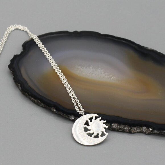 Jewelry necklace pendant sun moon celestial silver tone minimalist new - Picture 3 of 7